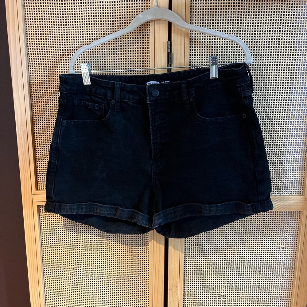 Old Navy Women’s 14 OG High Rise Shorts